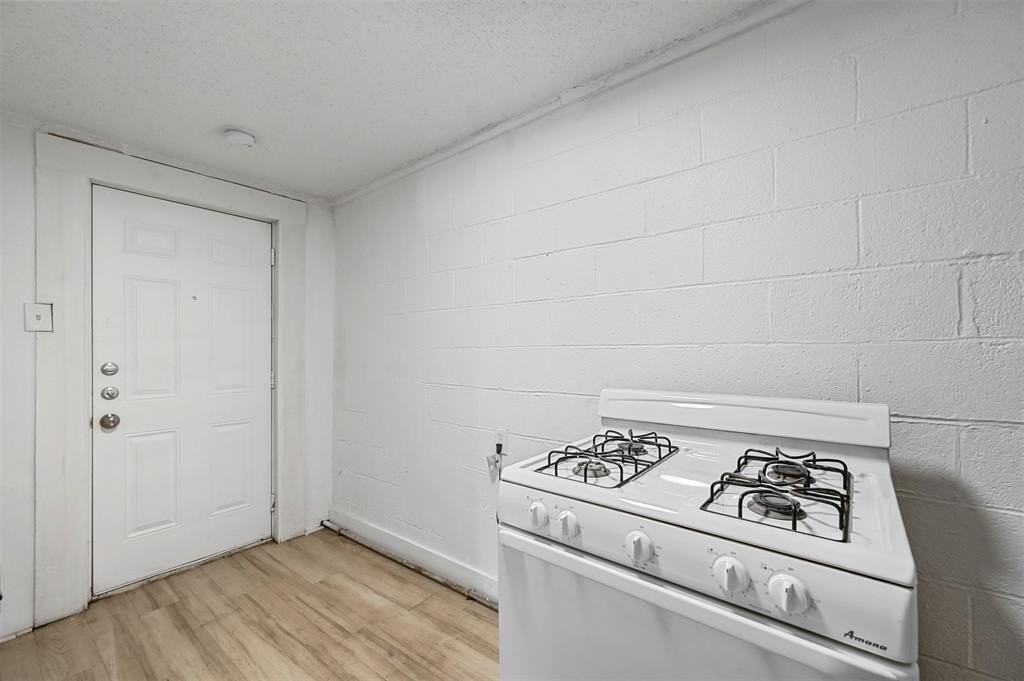 1914 Mcbroom St #3 - Photo 7 of 17