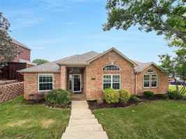 featured image of 3813 Cromwell Dr