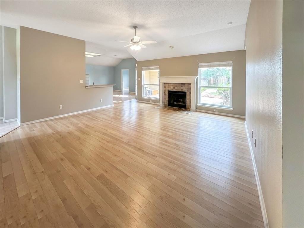 3813 Cromwell Dr - Photo 2 of 15