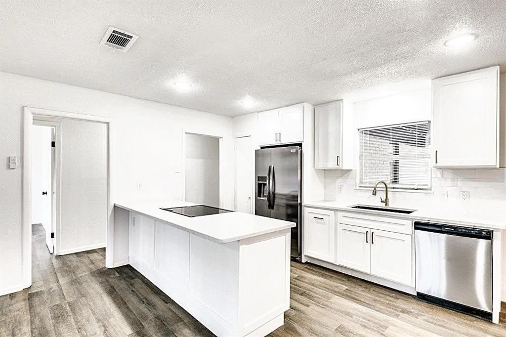 2322 San Paula Ave - Photo 4 of 12