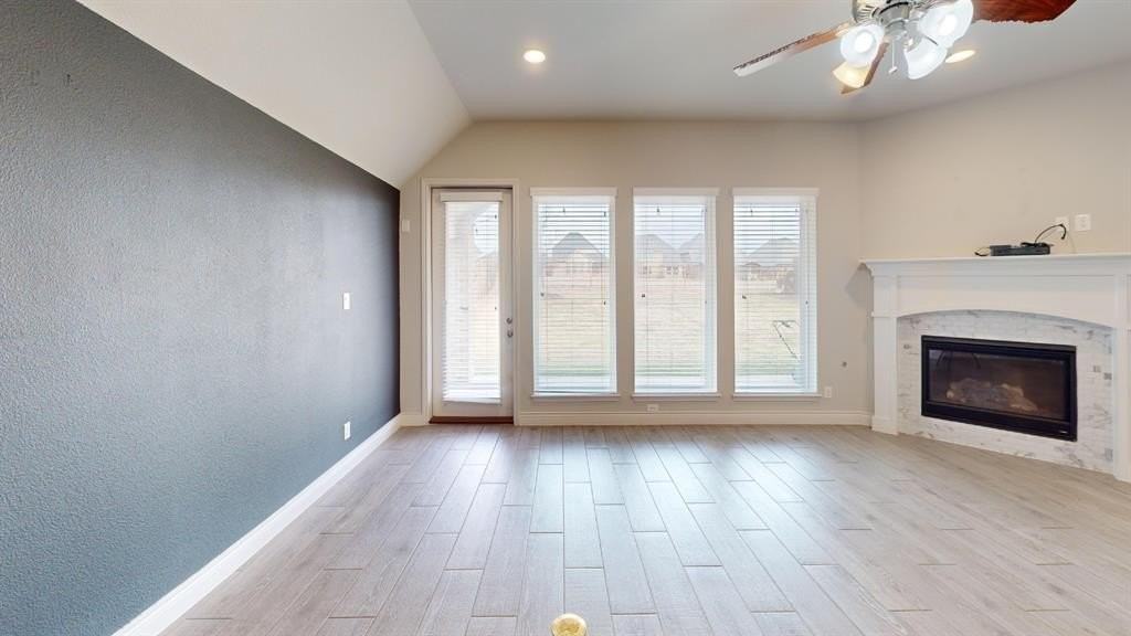 1516 Twistleaf Rd - Photo 7 of 22