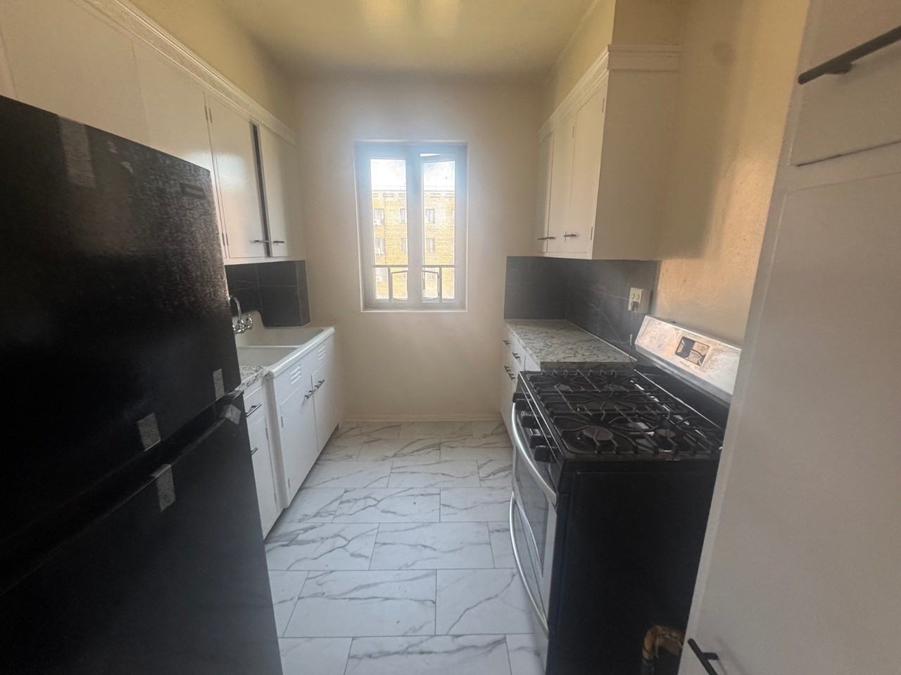 1409 Metropolitan Ave #3 - Photo 2 of 18