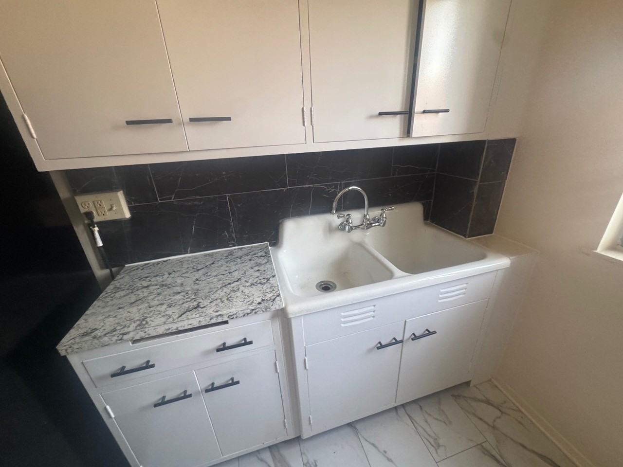 1409 Metropolitan Ave #3 - Photo 3 of 18