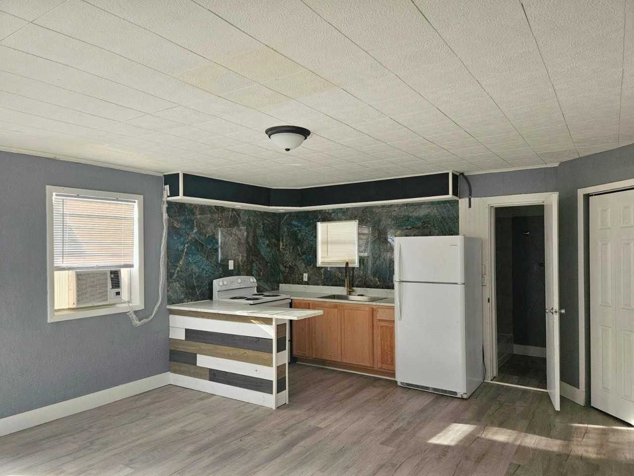 8215 Stoner Rd #840 - Photo 3 of 9
