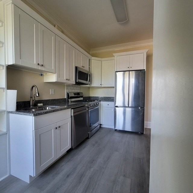 10 S Cottenet St #2S - Photo 4 of 11