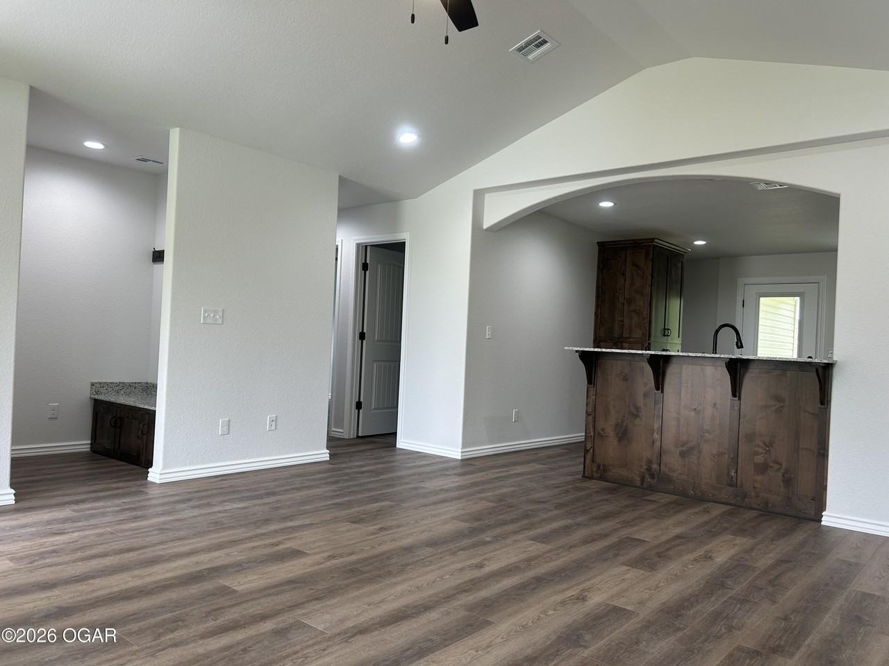 1407 Jefferson Ave - Photo 3 of 3