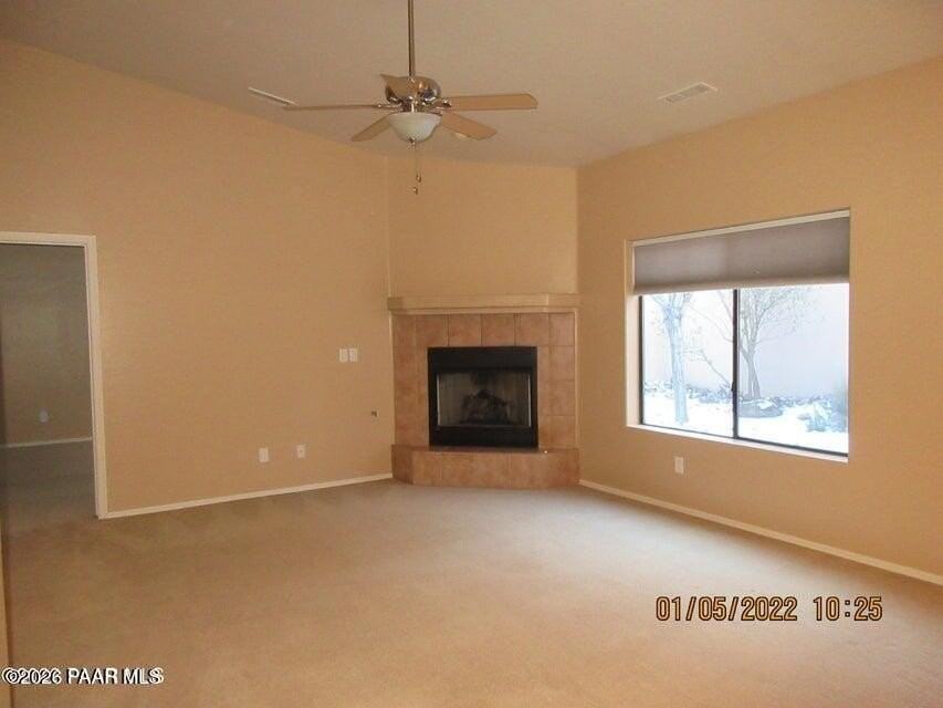 2823 Ithaca Dr - Photo 2 of 10