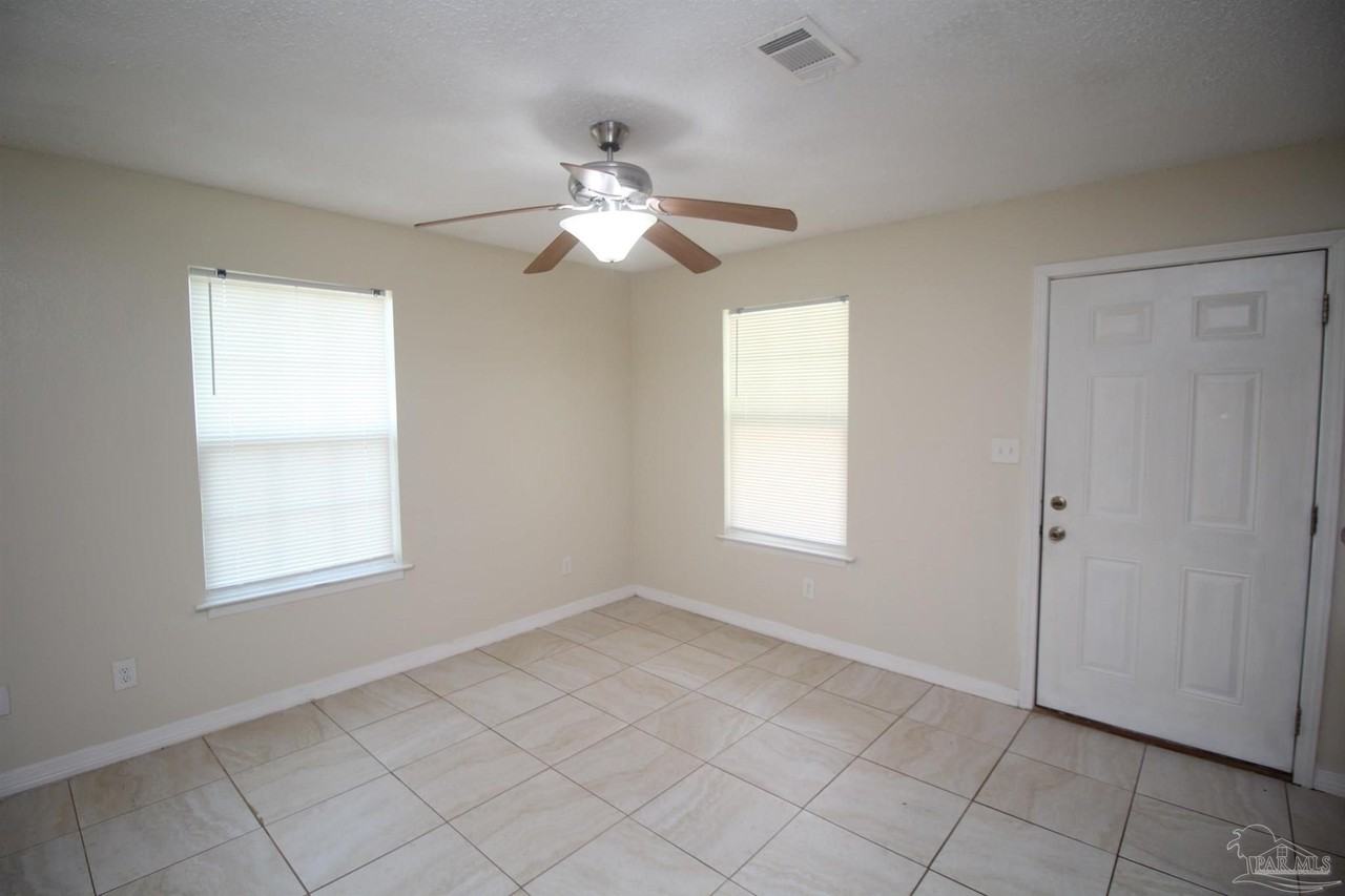 3417 W Fisher St #C - Photo 6 of 24