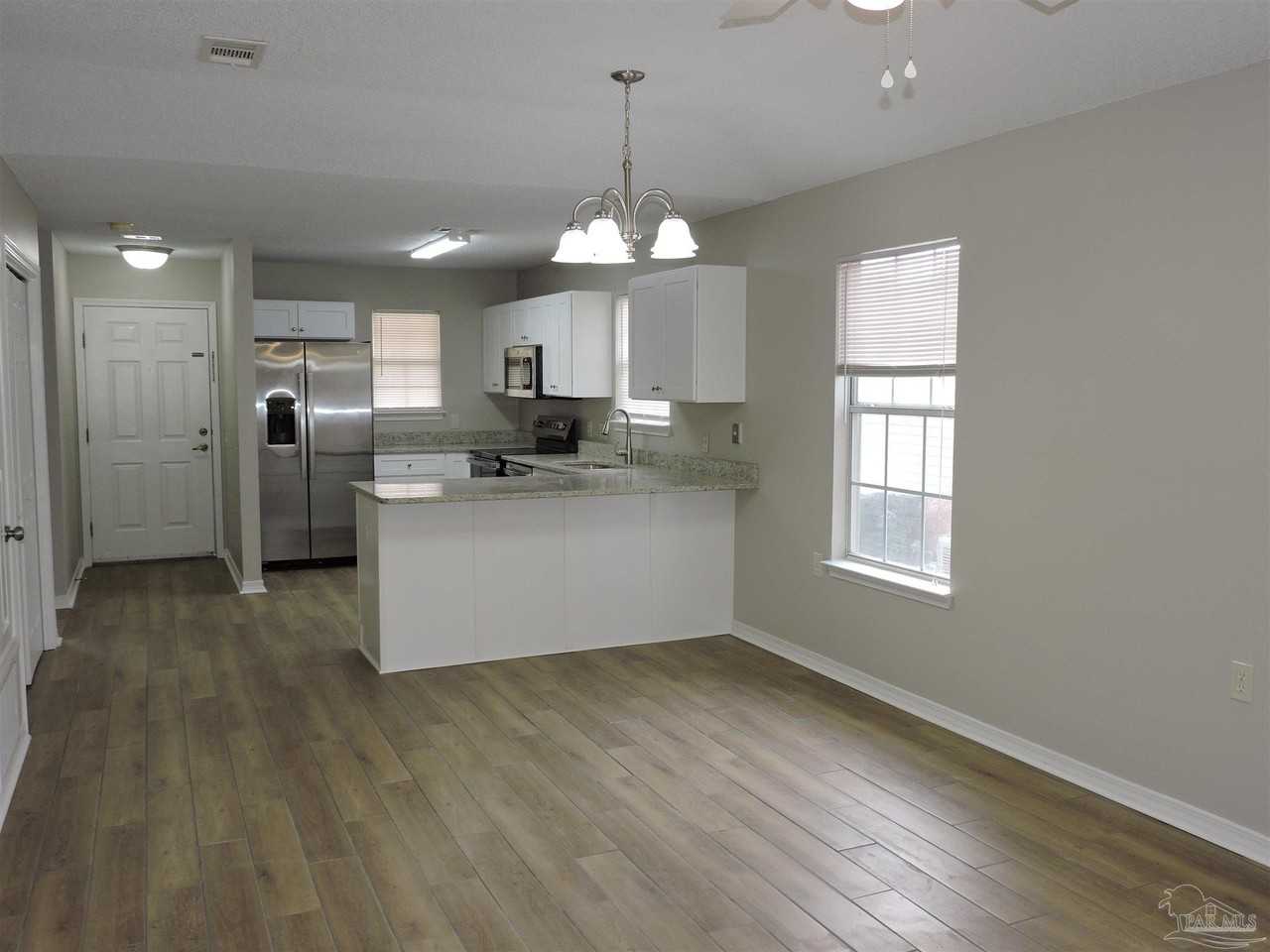 2322 Shoal Creek Dr - Photo 5 of 14