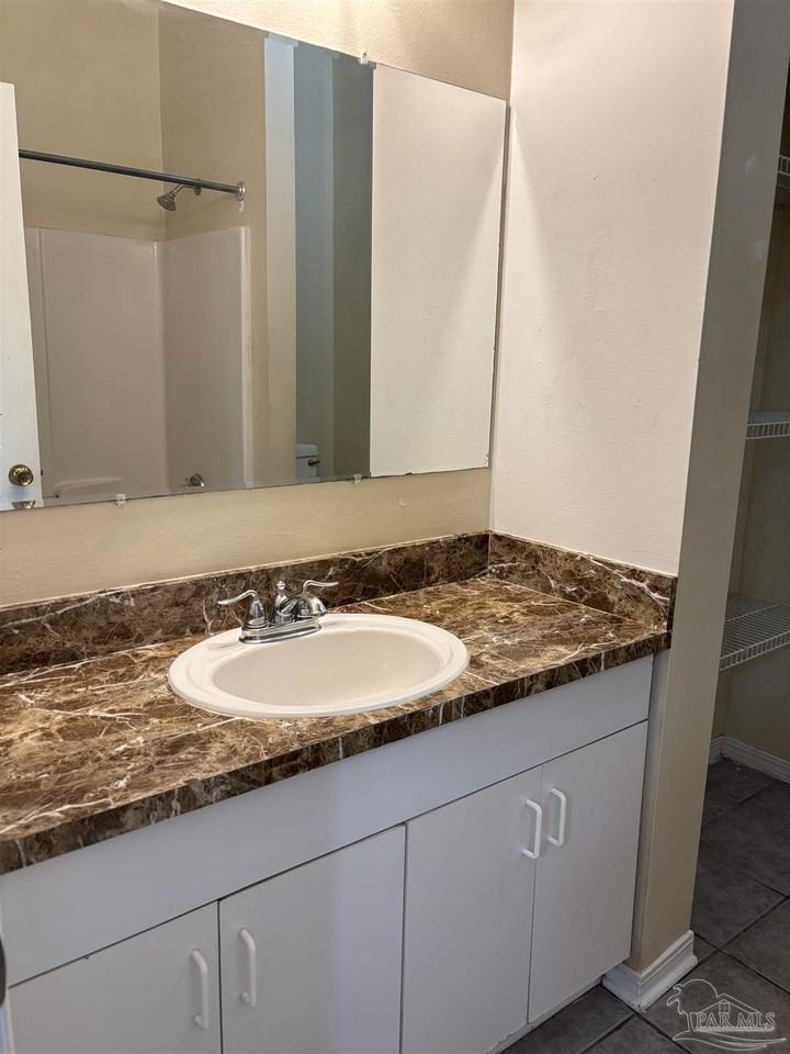 7145 Eight Mile Creek Rd - Photo 2 of 17