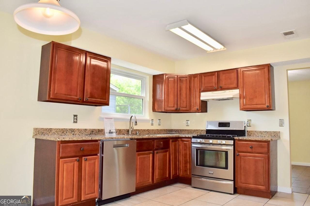 3006 Nuptial Ln - Photo 6 of 19