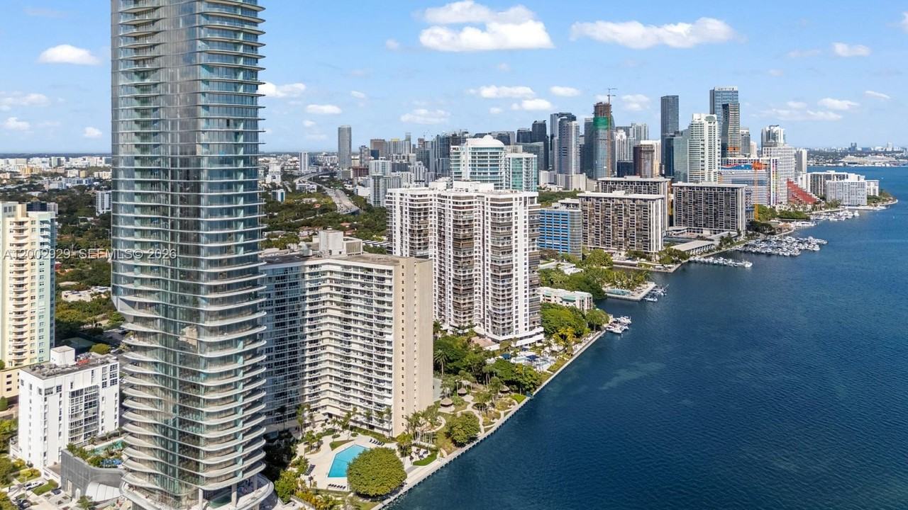 2451 Brickell Ave #PH - Photo 6 of 8