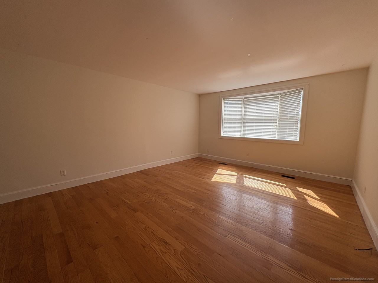 89 Franklin St #89 - Photo 4 of 40