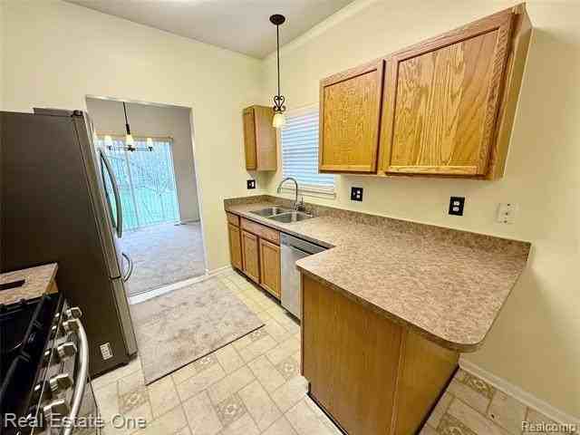 716 Palmer Dr - Photo 4 of 29