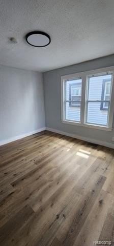 16201 Turner St - Photo 3 of 14