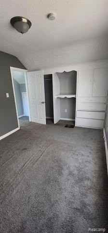 16201 Turner St - Photo 5 of 14