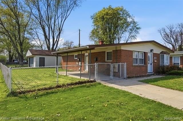 7435 Lathers St - Photo 2 of 31