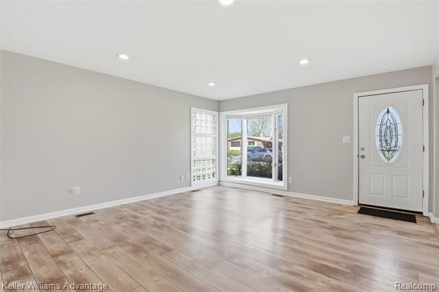 7435 Lathers St - Photo 7 of 31