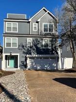 808 Vanderbilt Ave - Photo 1 of 1