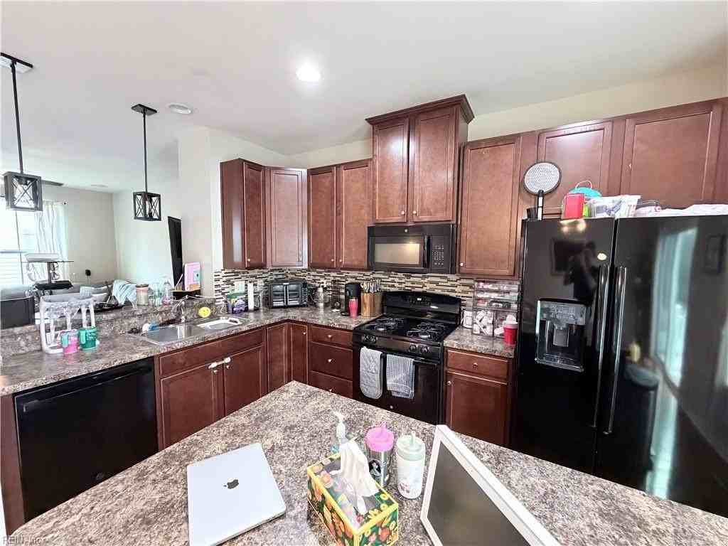 606 Muddy Creek Rd - Photo 7 of 20