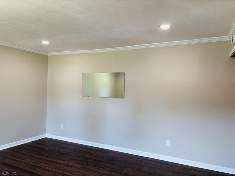 1007 73rd St - Photo 4 of 37