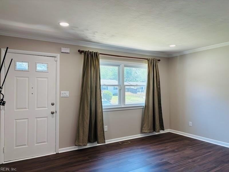 1007 73rd St - Photo 7 of 37