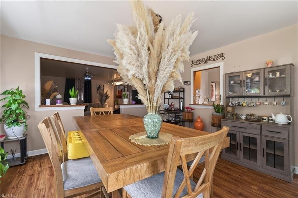 415 Fresh Meadow Rd - Photo 7 of 33