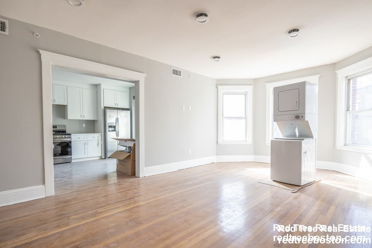190 Kelton St #3 - Photo 2 of 12