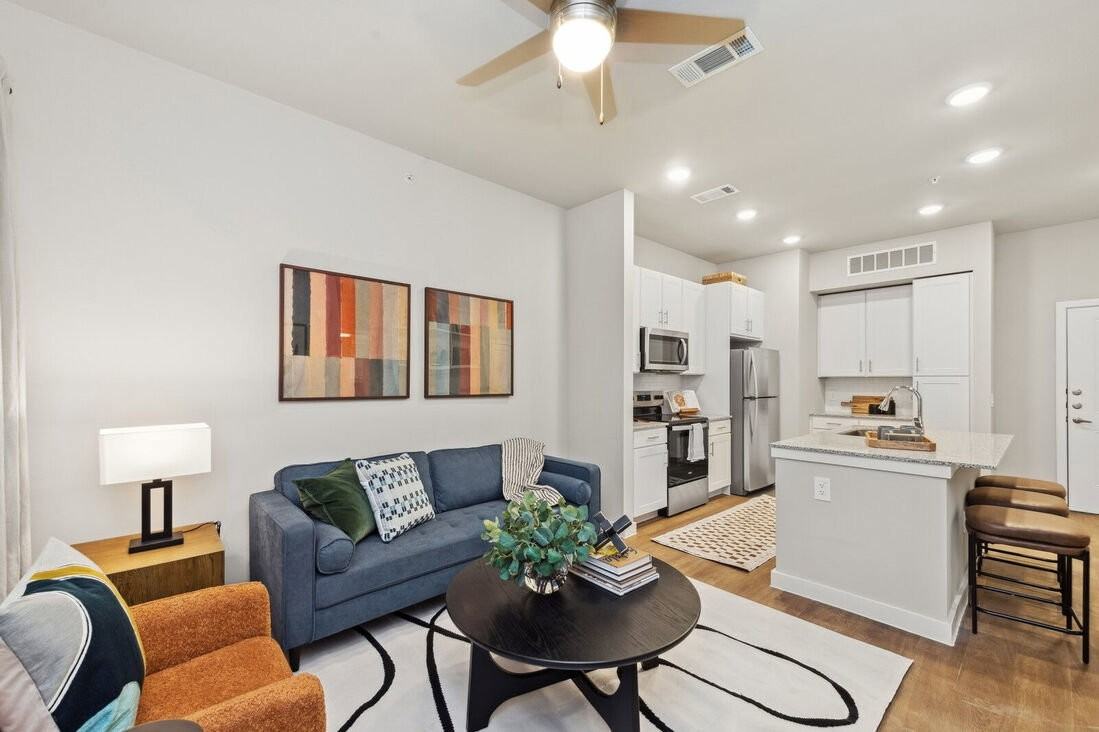 1325 Choate Pkwy #5103 - Photo 5 of 6