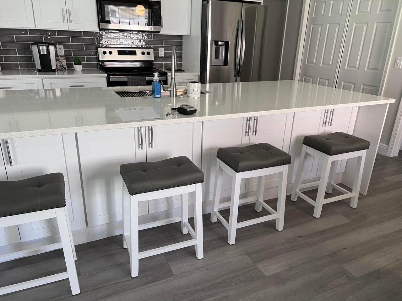 1598 Hawthorne Pl - Photo 7 of 38