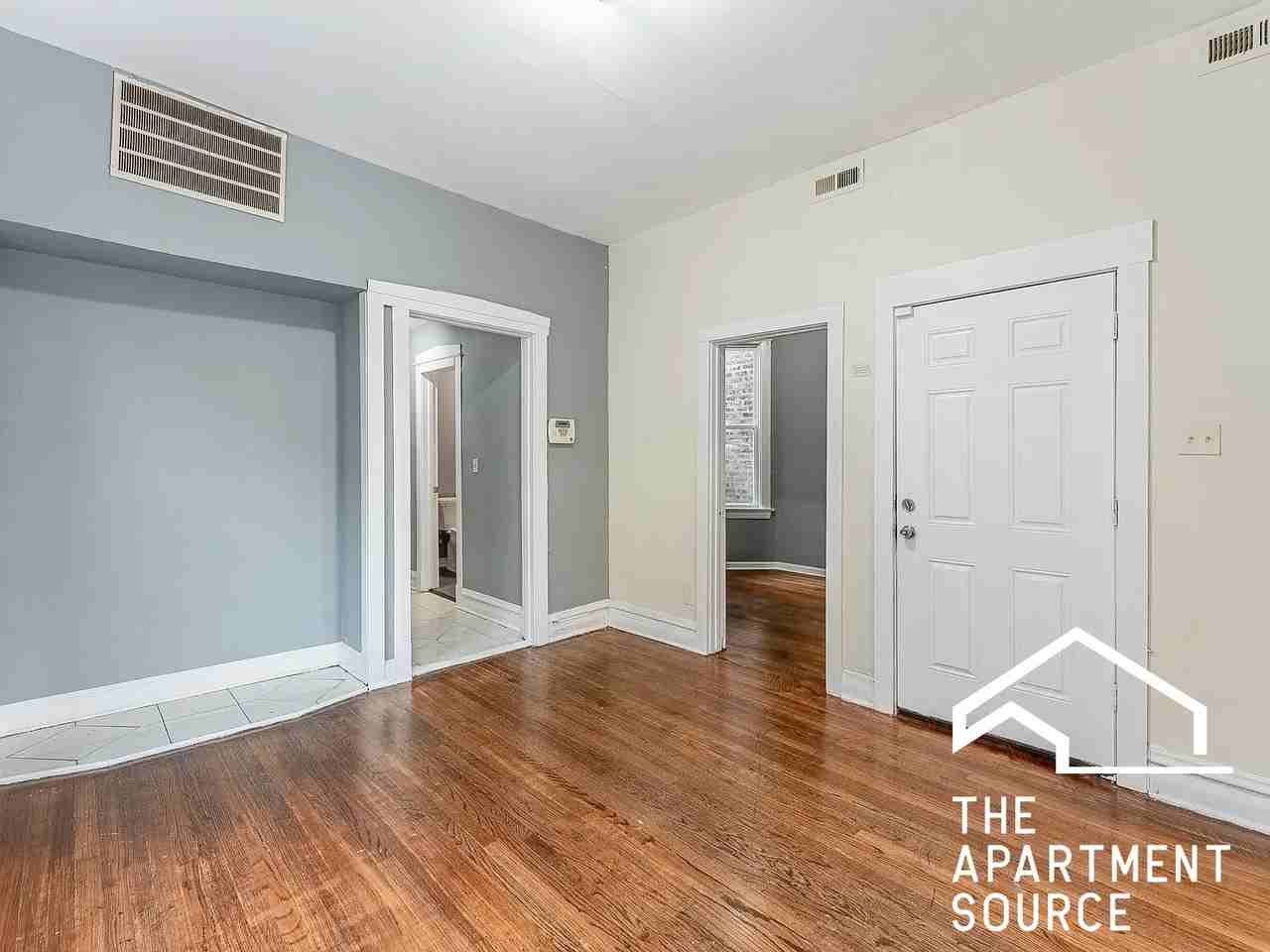 1426 S Avers Ave #2 - Photo 4 of 15