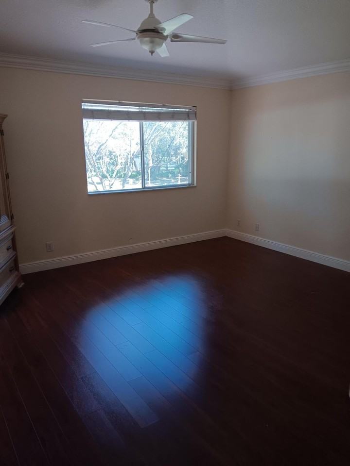 4983 Pinemore Ln #4983 - Photo 7 of 18