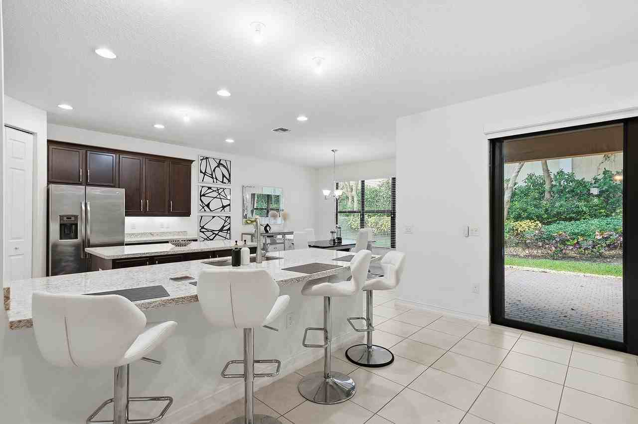 14085 Paverstone Ter - Photo 7 of 46