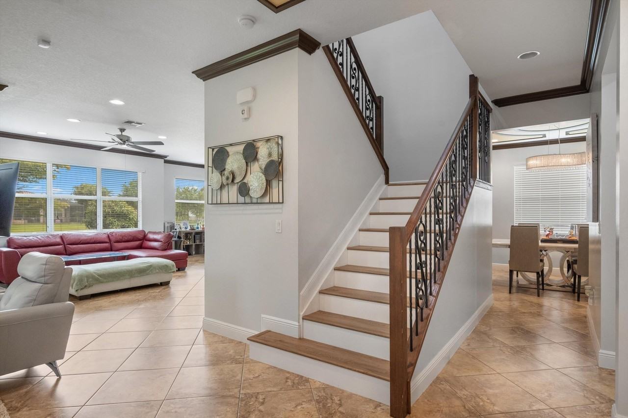 2352 Bellarosa Cir - Photo 7 of 36