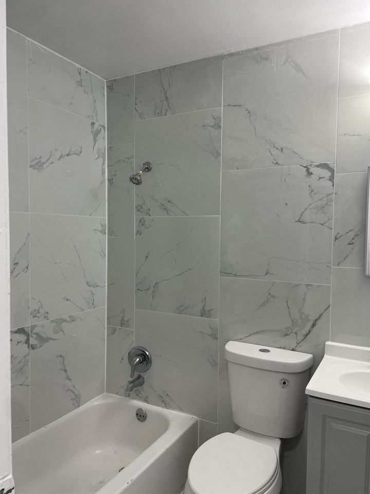 8131 Sw 6th St - Photo 6 of 15