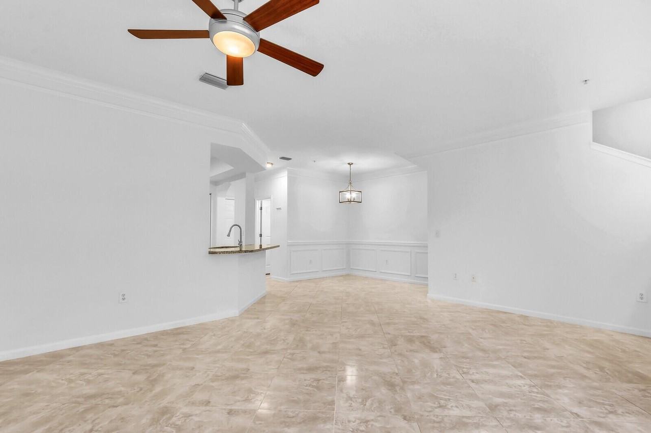 826 Dakota Dr #105 - Photo 7 of 34