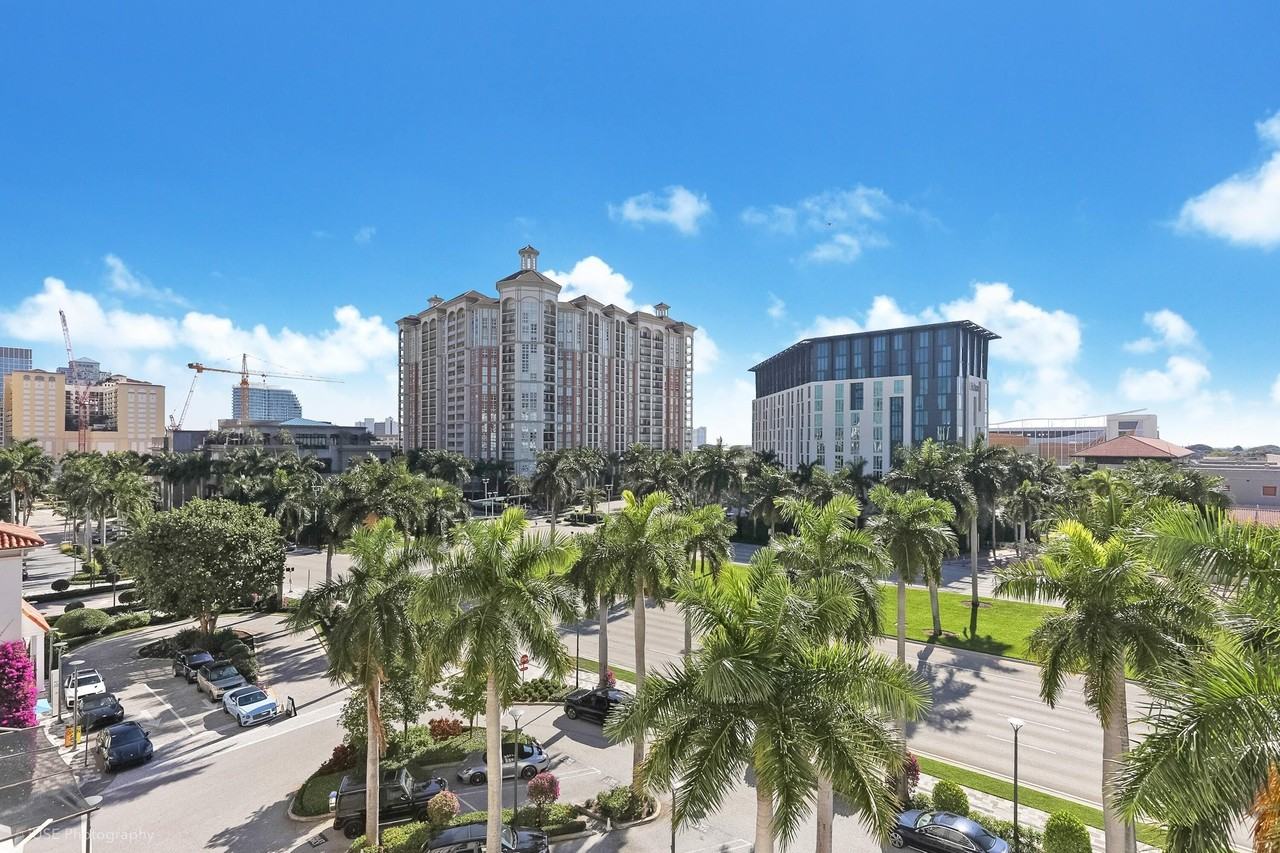 651 Okeechobee Blvd #509 - Photo 4 of 12