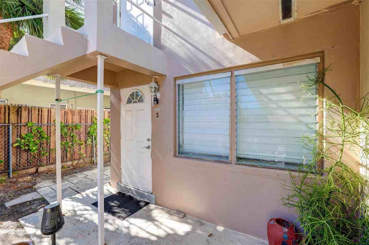 4609 Bougainvilla Dr - Photo 6 of 44
