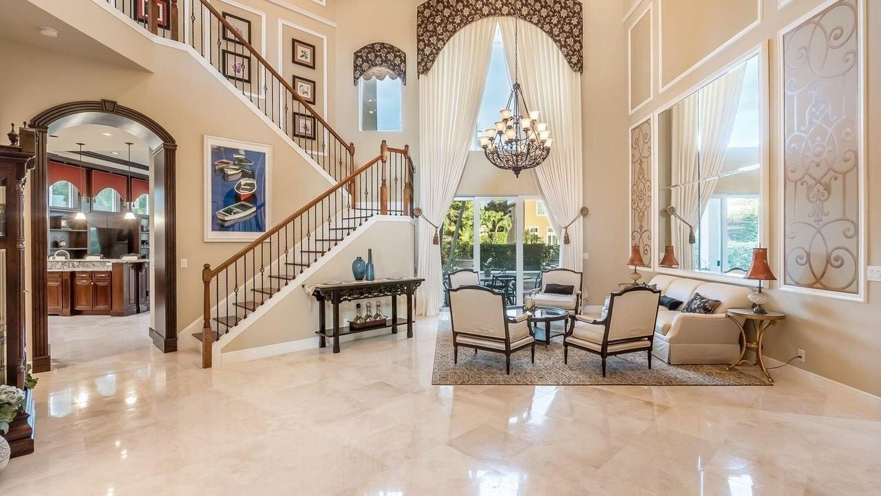 17384 Vistancia Cir - Photo 4 of 27