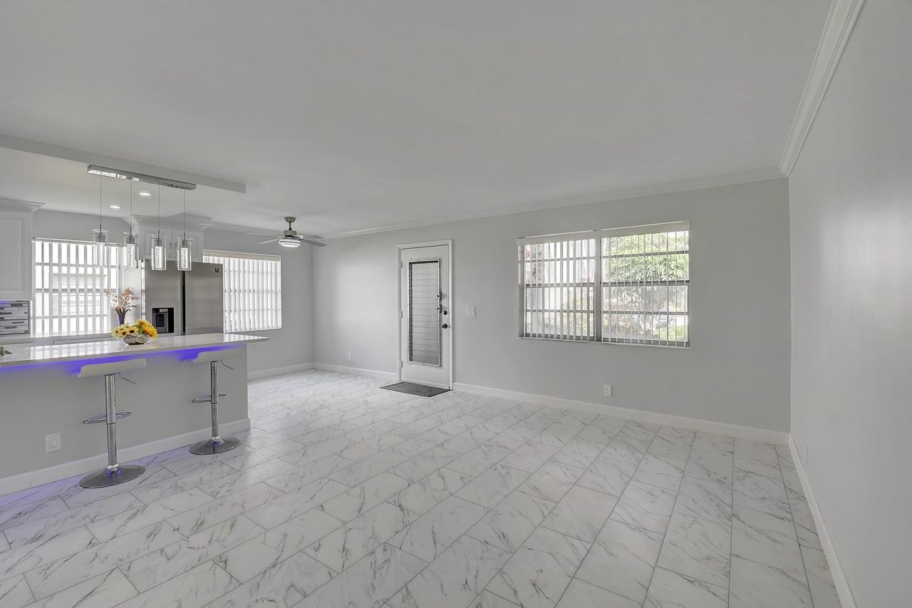 974 Normandy U #974 - Photo 6 of 50