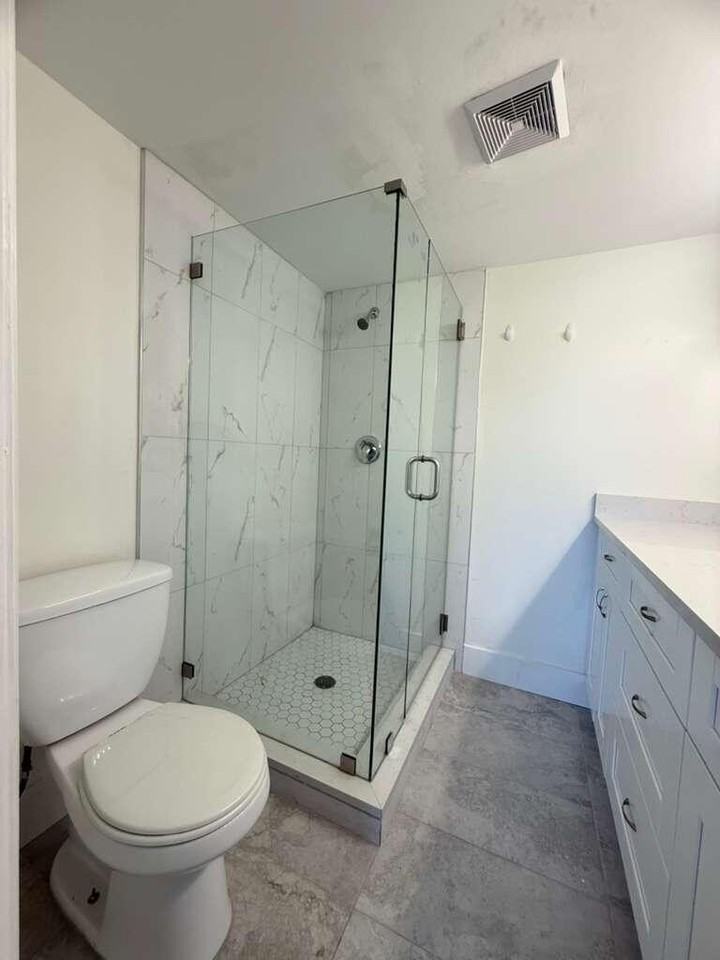 6300 Nw 62nd St #303 - Photo 7 of 16