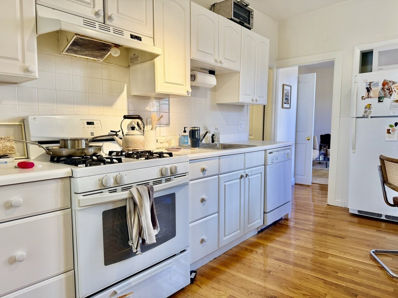 17 Irving St #6 - Photo 5 of 31