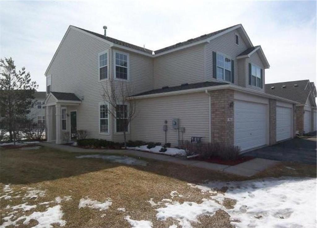 9012 Garland Ln N - Photo 2 of 17