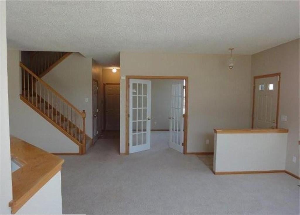 9012 Garland Ln N - Photo 3 of 17