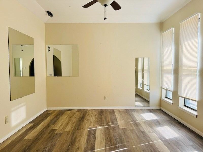 3838 Inglewood Dr - Photo 4 of 10