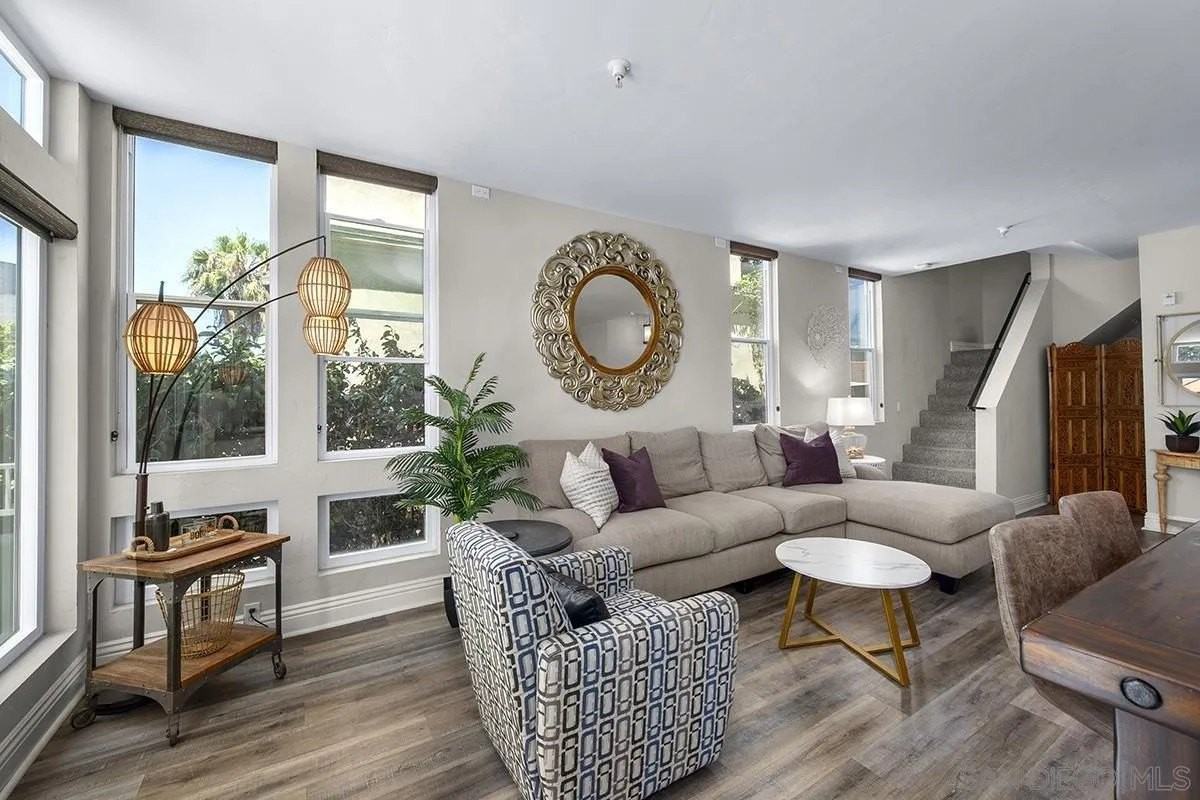 1632 Union St #4 - Photo 7 of 34