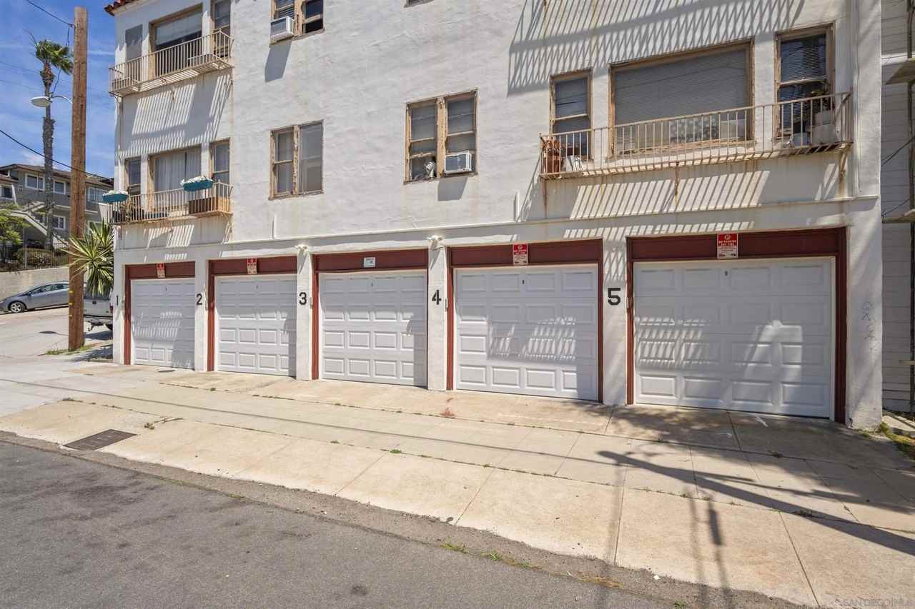 2253 Brant St - Photo 2 of 18