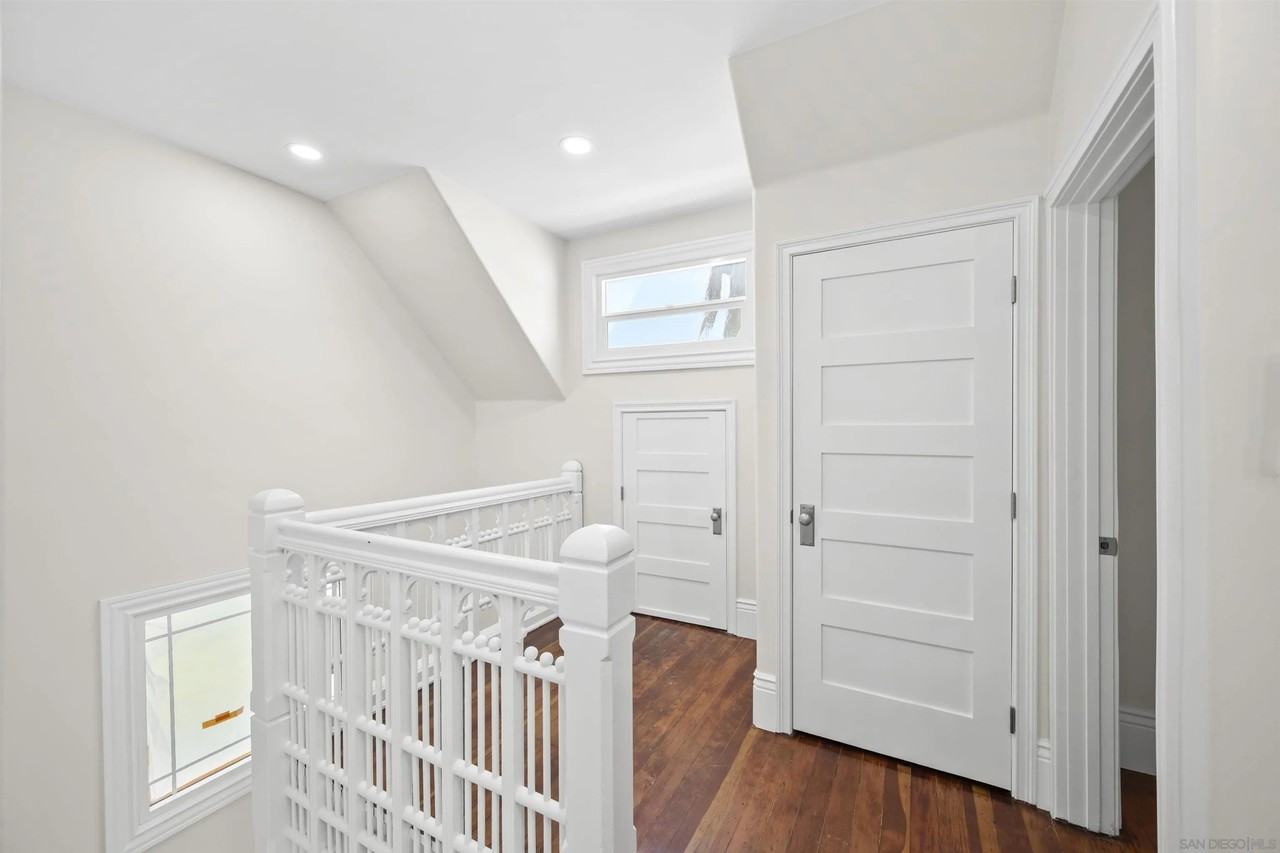 2253 Brant St - Photo 5 of 18