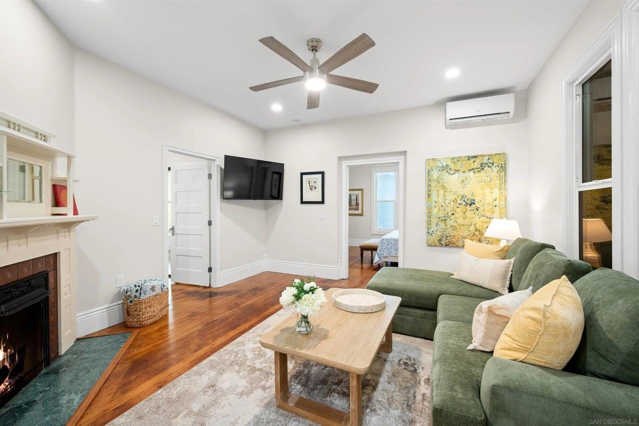 2251 Brant St - Photo 3 of 20