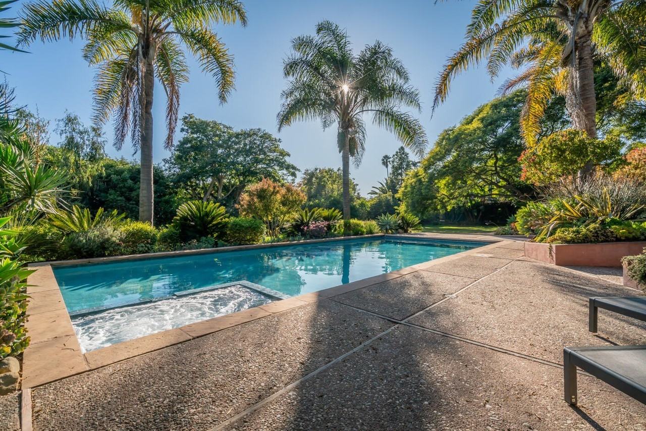 3359 Braemar Dr - Photo 5 of 42